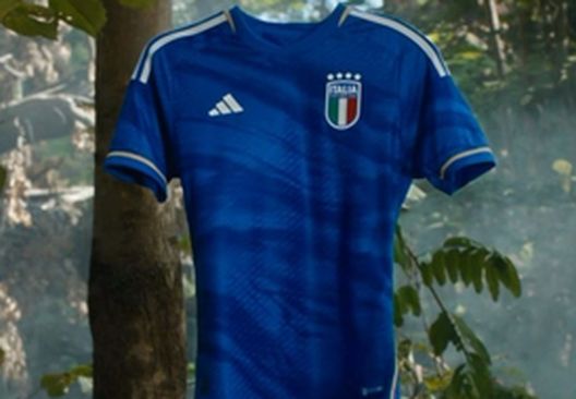 Italia maglia (credit Instagram Italia-FIGC-ADIDAS) Italia maglia