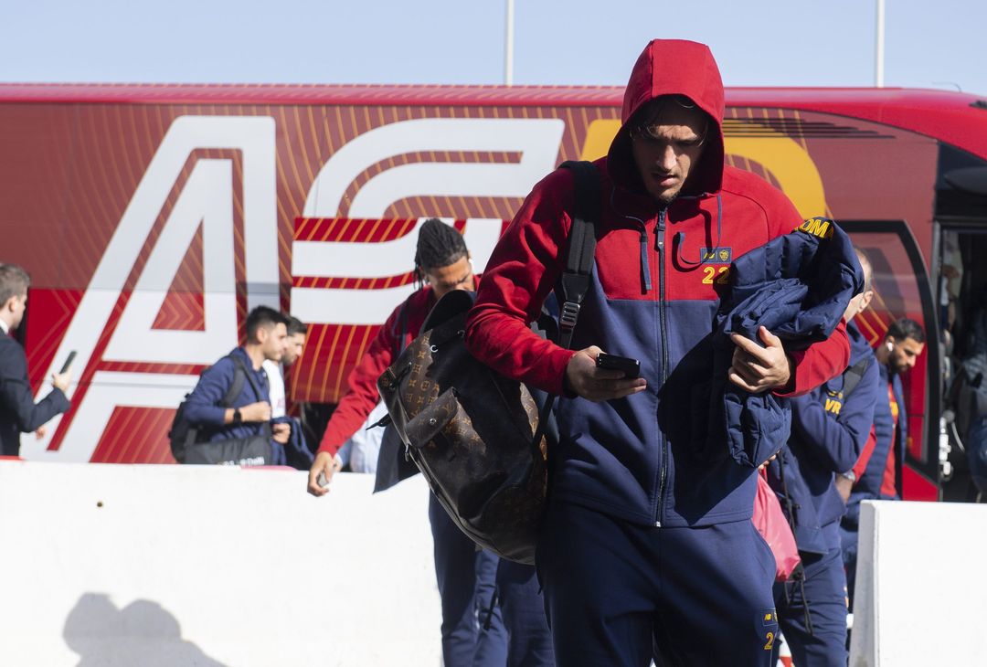 Roma in partenza per la Finlandia: domani la sfida con l’Helsinki – FOTO GALLERY - immagine 5