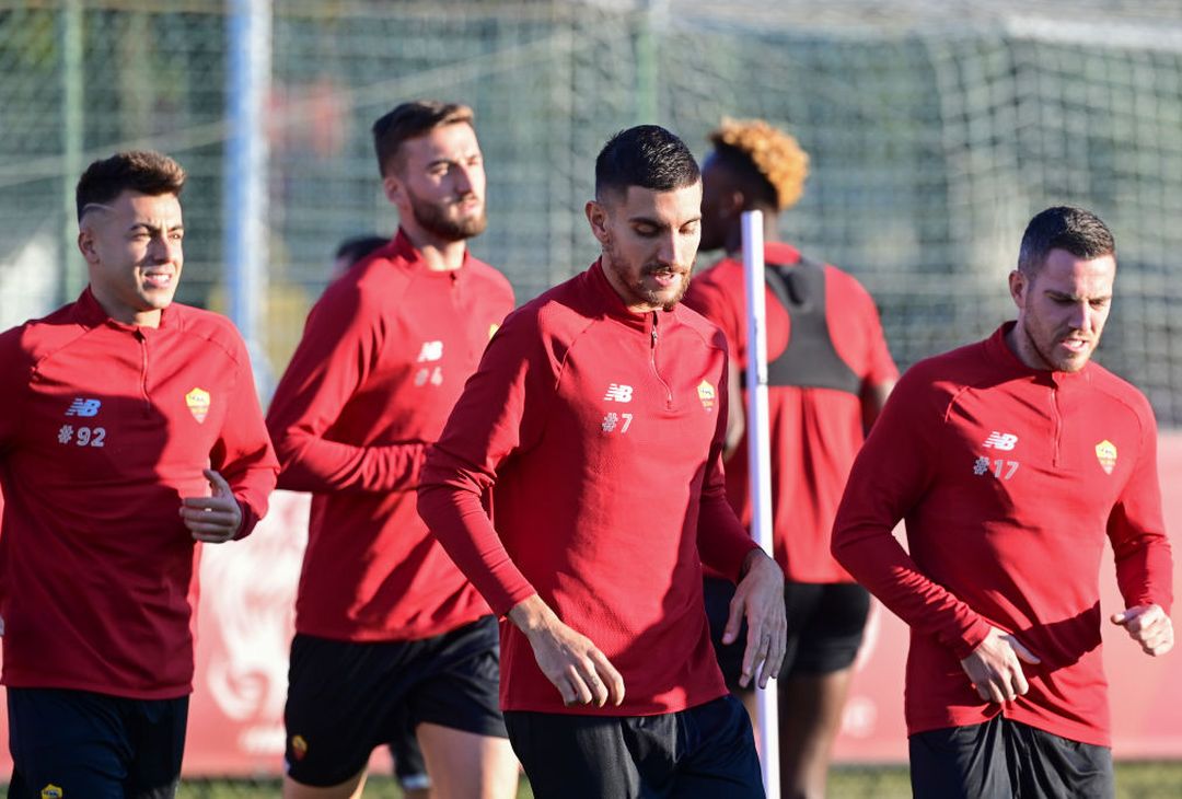 Mourinho respira: a Trigoria Pellegrini e Kumbulla in gruppo – FOTO GALLERY - immagine 10