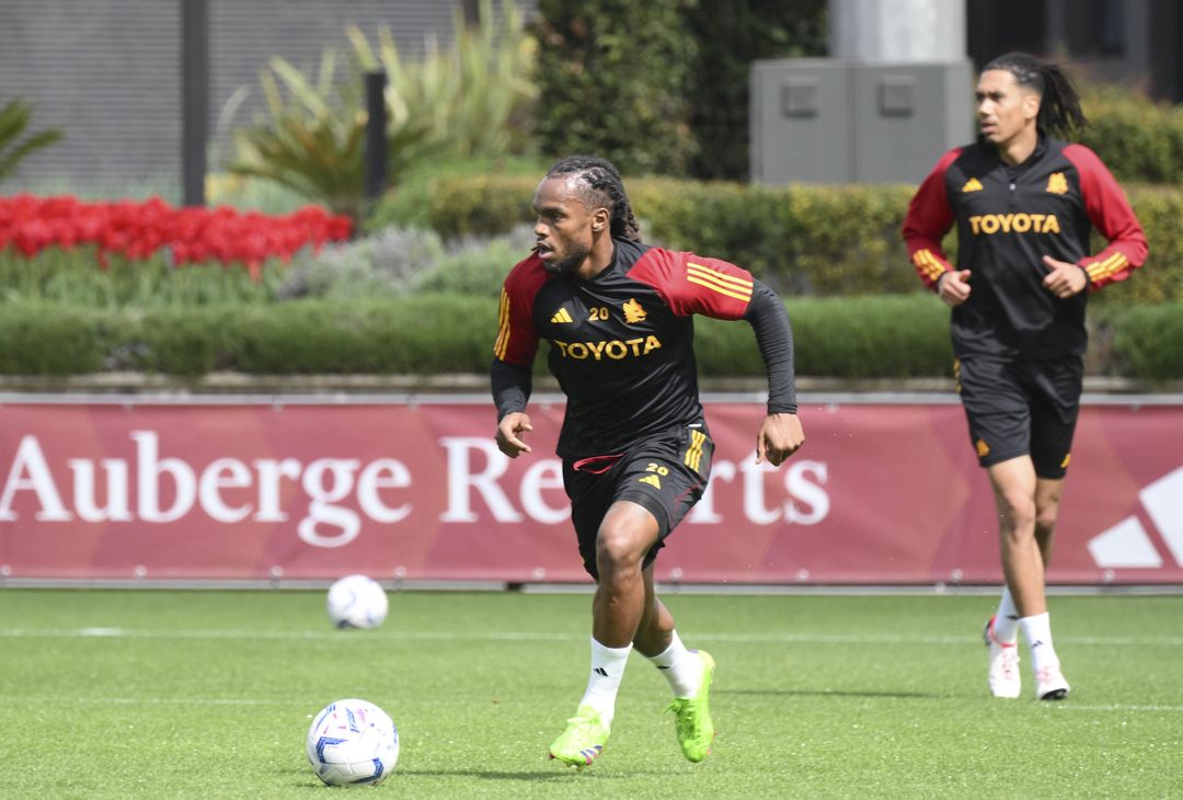 Roma, la ripresa degli allenamenti in vista del derby – FOTOGALLERY - immagine 28