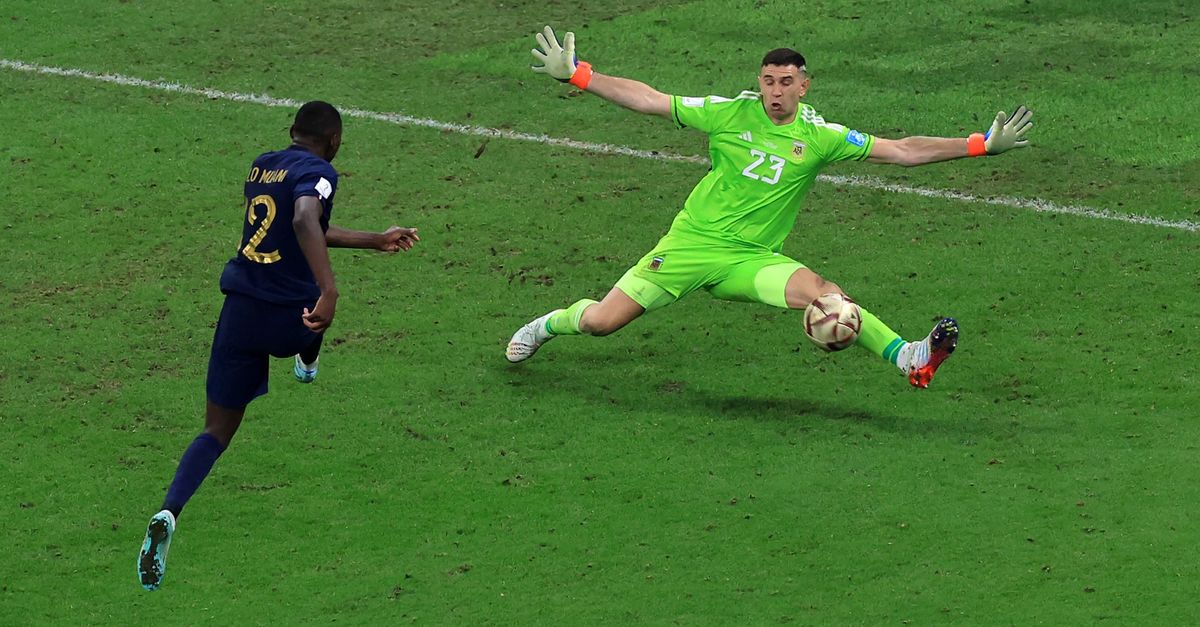 Emiliano Martinez 