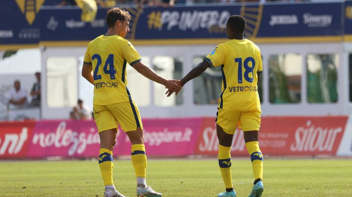 Foto Hellas Verona FC  Verona-Virtus 3-0. Hongla segna sempre, debutto per Saponara - immagine 1