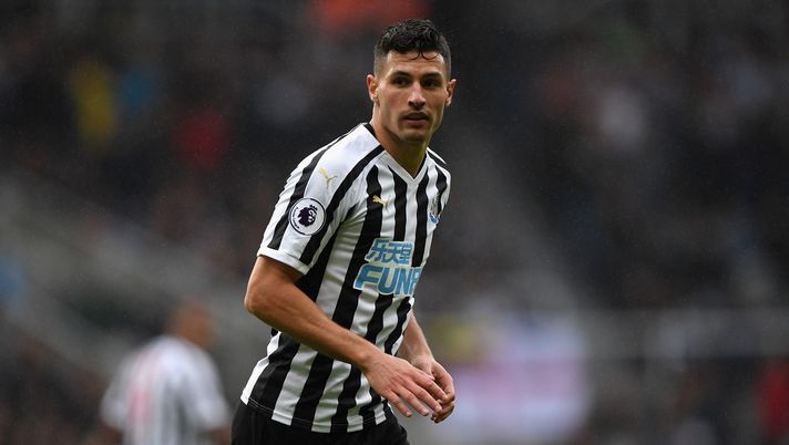 Newcastle, Fabian Schar, Getty Images 