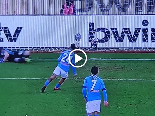 Insigne realizza il primo rigore della stagione: è 1-4! | VIDEO 