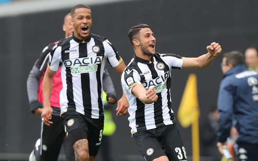 Rolando Mandragora esulta dopo un gol con la maglia dell'Udinese Rolando Mandragora esulta dopo un gol con la maglia dell'Udinese