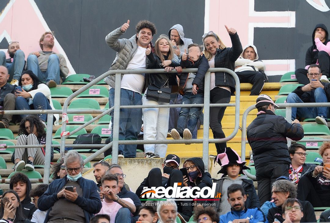 FOTO, i tifosi allo stadio per Palermo – Potenza 2-0 (Gallery) - immagine 90