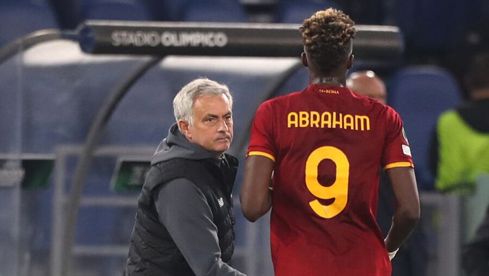 Mourinho: “Se Abraham vuole tornare in Premier deve solo schioccare le dita, ma io penso…” - immagine 1
