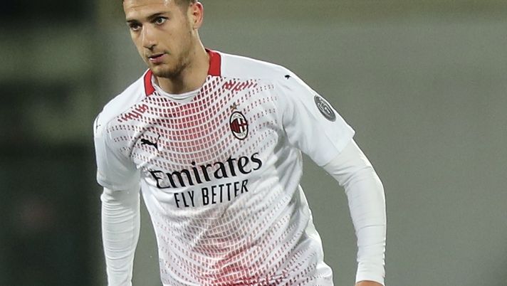 Diogo Dalot (difensore AC Milan), qui durante Fiorentina-Milan 2-3 (Serie A 2020-2021) | News (Getty Images) 