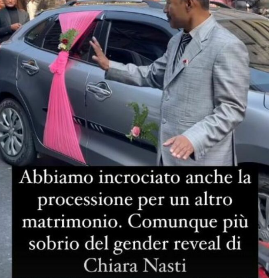 La frecciatina di Selvaggia Lucarelli: “In Nepal cose più sobrie del gender reveal della Nasti”- immagine 2