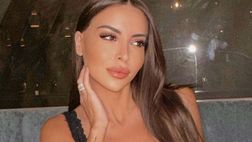 Marialuisa Jacobelli fa impazzire i socia: la scollatura è davvero bollente