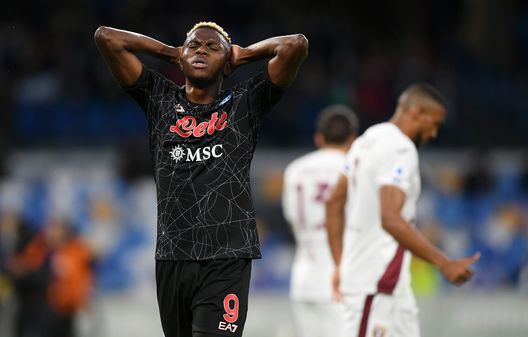 NAPLES, ITALY - OCTOBER 17: Victor Osimhen of SSC Napoli reacts during the Serie A match between SSC Napoli and Torino FC at Stadio Diego Armando Maradona on October 17, 2021 in Naples, Italy. (Photo by Francesco Pecoraro/Getty Images)
