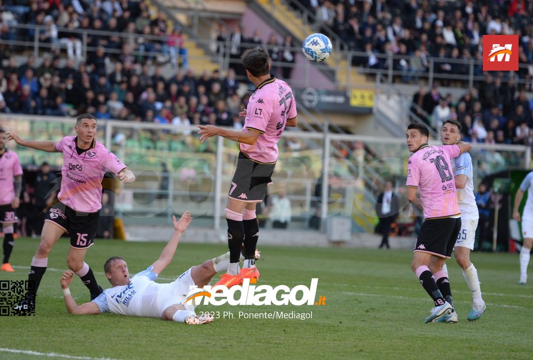 FOTO Palermo-Benevento 1-1, 34ª giornata di Serie B 2022-2023 (La Gallery) - immagine 23