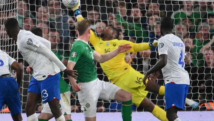 Maignan salva ancora la Francia: altro miracolo dopo il rigore parato alla scorsa - immagine 1