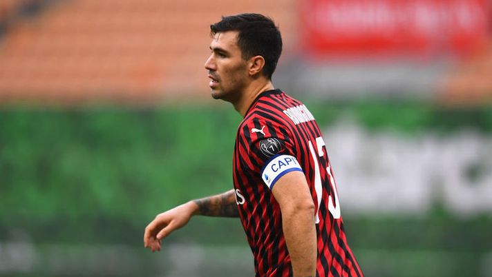 during the Serie A match between AC Milan and Parma Calcio at Stadio Giuseppe Meazza on July 15, 2020 in Milan, Italy. Milan, buone notizie dall’infermeria per Romagnoli. Riecco Leao, Kjaer e Castillejo… - immagine 1