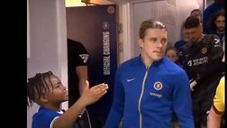 Accuse di razzismo contro Gallagher, il Chelsea lo difende: “Video decontestualizzato”