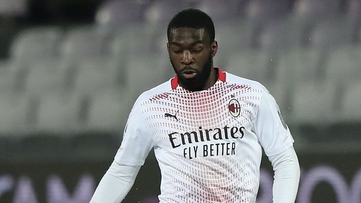 Fikayo Tomori (difensore AC Milan), qui durante Fiorentina-Milan 2-3 (Serie A 2020-2021) | News (Getty Images) Fikayo Tomori AC Milan Fiorentina-Milan Serie A