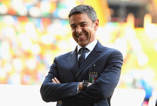 Alessandro Costacurta (ex difensore AC Milan), oggi commentatore per 'Sky Sport' | AC Milan News (Getty Images) Alessandro Costacurta AC Milan