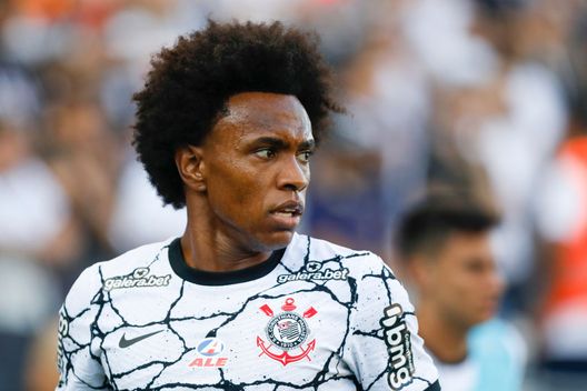 (Photo by Ricardo Moreira/Getty Images) Brasile, Willian a 33 anni vuol tornare in Nazionale: “Posso ancora dire la mia”- immagine 3