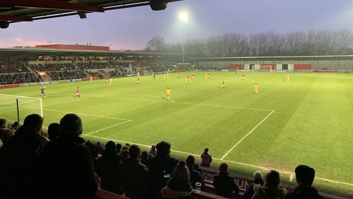 Piuttosto che all'Old Trafford con Malcolm Grazer, ecco i tifosi FC United a Broadhurst Park in Settima serie... Piuttosto che all'Old Trafford con Malcolm Grazer, ecco i tifosi FC United a Broadhurst Park in Settima serie...