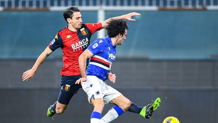 GENOA, ITALY - MARCH 03: Edoardo Goldaniga of Genoa (L) and Tommaso Augello of Sampdoria vie for the ball during the Serie A match between Genoa CFC and UC Sampdoria at Stadio Luigi Ferraris on March 3, 2021 in Genoa, Italy. (Photo by Paolo Rattini/Getty Images) GENOA, ITALY - MARCH 03: Edoardo Goldaniga of Genoa (L) and Tommaso Augello of Sampdoria vie for the ball during the Serie A match between Genoa CFC and UC Sampdoria at Stadio Luigi Ferraris on March 3, 2021 in Genoa, Italy. (Photo by Paolo Rattini/Getty Images)
