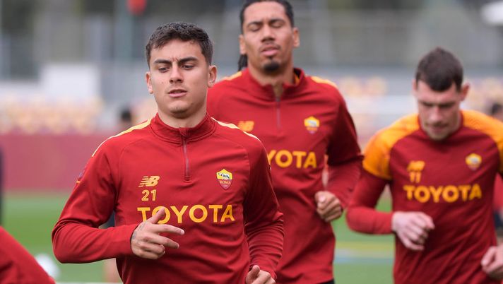 Getty Images Roma-Feyenoord, la rifinitura dei giallorossi: c’è Dybala. Assenti Karsdorp e Svilar - immagine 1