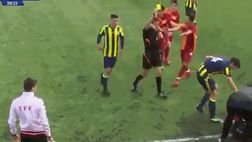 VIDEO / Turchia, entrata folle in Fenerbahce-Galatasaray Under 17: solo ammonito!