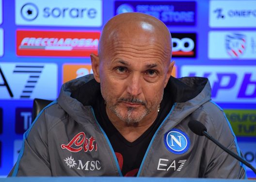 NAPLES, ITALY - JANUARY 12: Luciano Spalletti speaks at a press conference of Napoli on January 12, 2023 in Naples, Italy. (Photo by SSC NAPOLI/SSC NAPOLI via Getty Images) Napoli