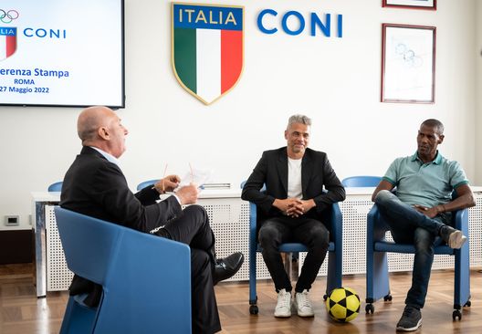 Tonetto e il fenomeno footvolley: “Che partite con Aldair! Vogliamo diffonderlo in Italia. Dybala top a Roma”- immagine 2