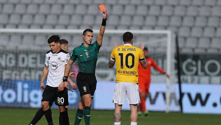 Giudice sportivo, una giornata a De Paul Giudice sportivo, una giornata a De Paul