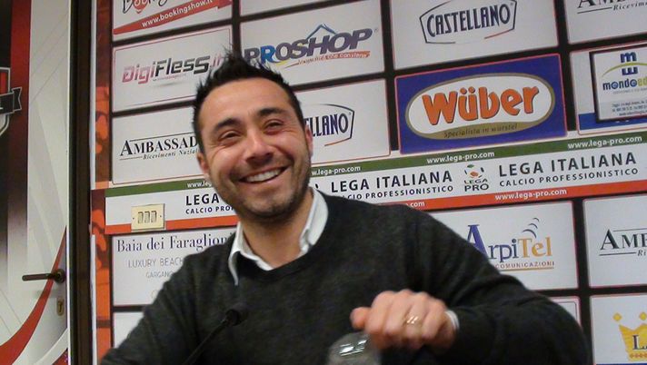 De Zerbi, l&#8217;ultima ironia del web: &#8220;Aveva finto il rapimento per non essere esonerato, ma&#8230;&#8221; 