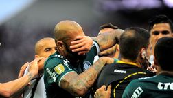 VIDEO / Corinthians-Palmeiras, rissa con mani in faccia ed espulsione per Felipe Melo