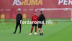 Roma, la rifinitura in vista del Bayer: Dybala in gruppo