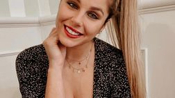 Ivana Icardi hot: il decolleté mostrato dalla sorella di Mauro è da urlo