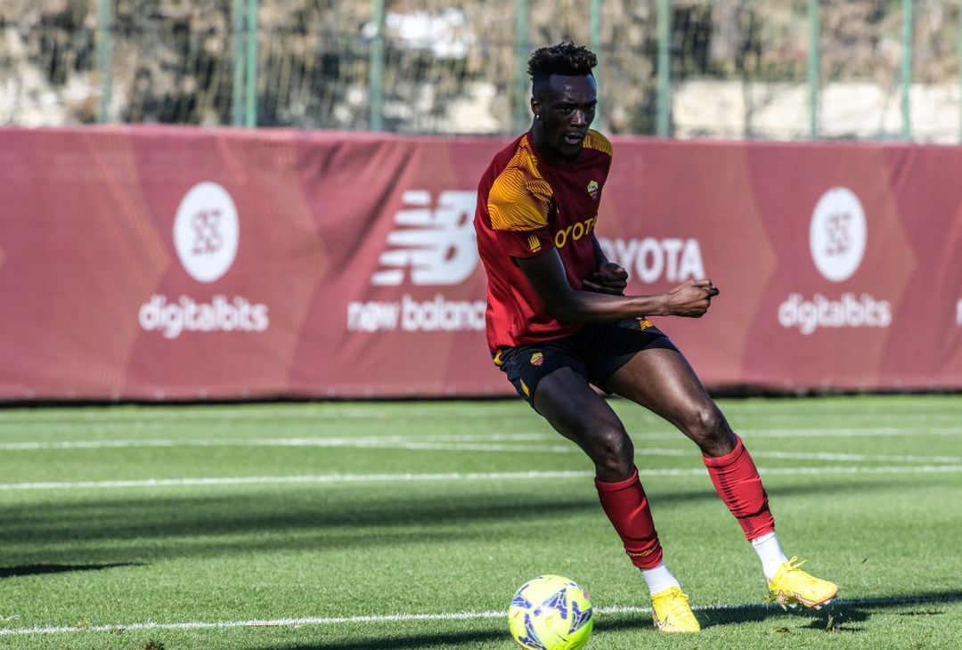 Roma, riprendono gli allenamenti a Trigoria – FOTO GALLERY - immagine 42