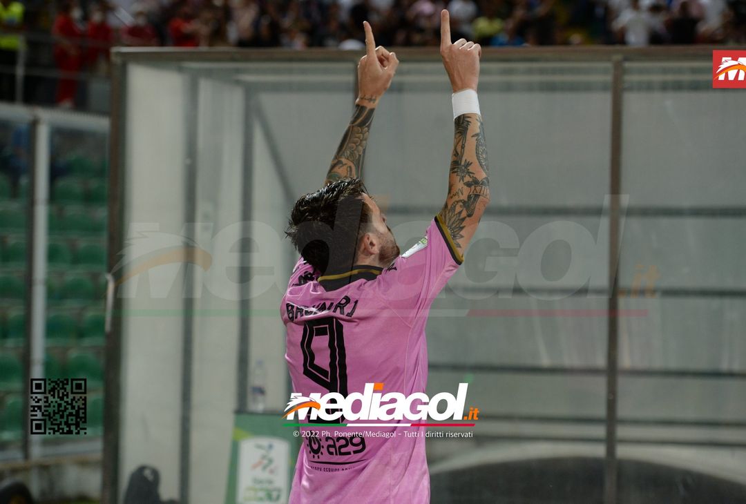 FOTO Palermo-Genoa 1-0: la gallery del big match della 5ª giornata di Serie B 2022-23 - immagine 36