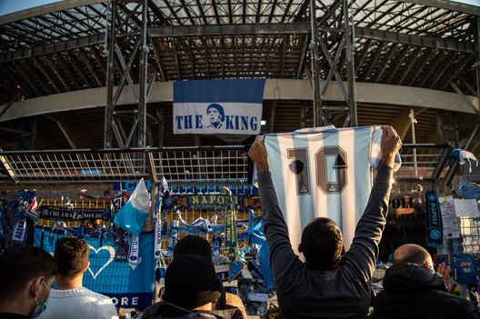 (Photo by Ivan Romano/Getty Images) Maradona