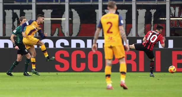 (Photo by Marco Luzzani/Getty Images) Tre dolcetti per il Milan nella calza della Befana- immagine 4