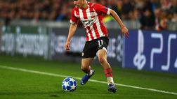 PSV-Feyenoord, che rete di Lozano! Gol al volo e 1-1