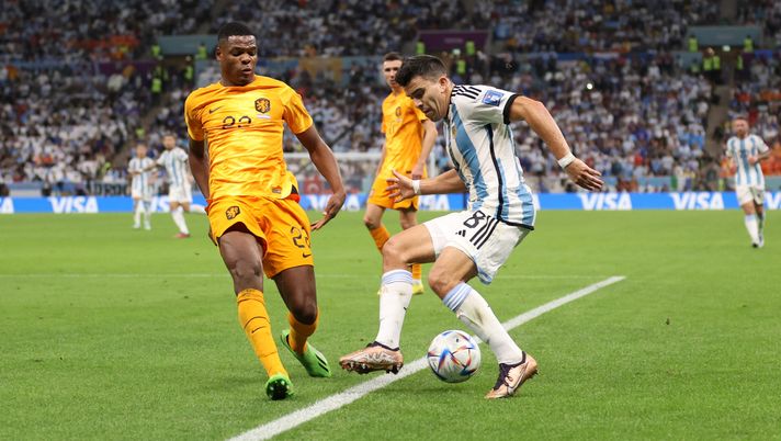 Dumfries vs Acuna: rivalità mai spenta, dal Mondiale in Qatar agli scontri in Inter-River - immagine 1