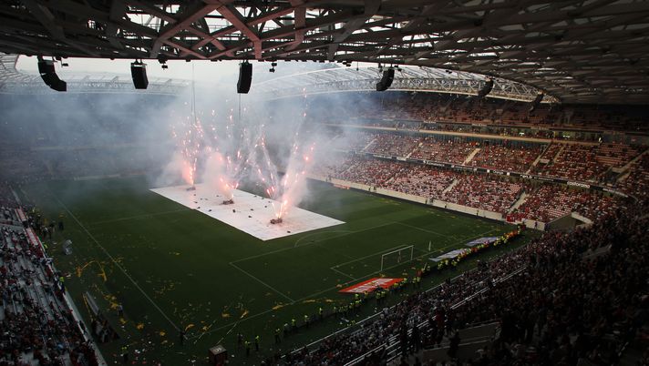 NICE, FRANCE - SEPTEMBER 22: Animations for the new stadium during the French Football League 1 match between OGC Nice and Valenciennes FC on September 22, 2013 in Nice, France. (Photo by Alexis Boichard/Agence Zoom/Getty Images) 