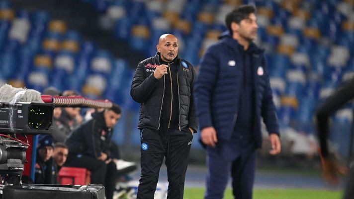 NAPLES, ITALY - DECEMBER 21: Luciano Spalletti of Napoli at Stadio Diego Armando Maradona on December 21, 2022 in Naples, Italy. (Photo by SSC NAPOLI/SSC NAPOLI via Getty Images) napoli lille