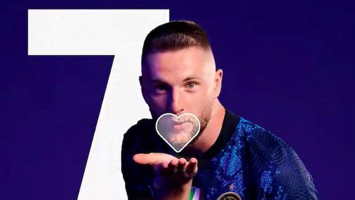 L’Inter celebra un altro traguardo su Instagram: Skriniar manda baci agli interisti - immagine 1