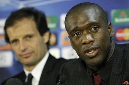 Allegri e Seedorf (fonte foto: www.domusbetblog.it) Allegri e Seedorf (fonte foto: www.domusbetblog.it)