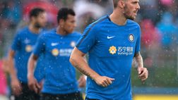 FOTO – Santon infortunato guarda la sua Inter da casa: “Amala”