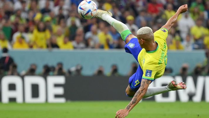 Qatar 2022, l’acrobazia di Richarlison scelta come gol più bello dei Mondiali Qatar 2022, l’acrobazia di Richarlison scelta come gol più bello dei Mondiali - immagine 1