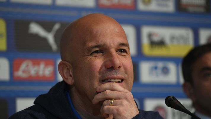 Nazionale, Di Biagio su Balotelli: “Vi spiego l’esclusione. Astori? La sua assenza si sente. Buffon giocherà” Nazionale, Di Biagio su Balotelli: “Vi spiego l’esclusione. Astori? La sua assenza si sente. Buffon giocherà”