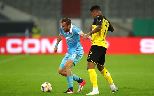 Con la maglia dell'Uerdingen contro il suo Borussia Dortmund alla Merkur Spiel-Arena il 9 agosto 2019 a Duesseldorf (Photo by Lars Baron/Bongarts/Getty Images) Con la maglia dell'Uerdingen contro il suo Borussia Dortmund alla Merkur Spiel-Arena il 9 agosto 2019 a Duesseldorf (Photo by Lars Baron/Bongarts/Getty Images)
