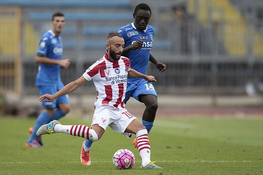 Stefano Giacomelli negli anni scorsi con la maglia del Vicenza (Photo by Gabriele Maltinti/Getty Images) Stefano Giacomelli negli anni scorsi con la maglia del Vicenza (Photo by Gabriele Maltinti/Getty Images)