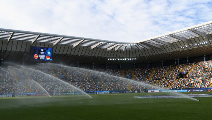 UDINE, ITALY - JUNE 30: A general view inside the Stadium prior the 2019 UEFA U-21 Final between Spain and Germany at Stadio Friuli on June 30, 2019 in Udine, Italy. (Photo by Alessandro Sabattini/Getty Images) UDINE, ITALY - JUNE 30: A general view inside the Stadium prior the 2019 UEFA U-21 Final between Spain and Germany at Stadio Friuli on June 30, 2019 in Udine, Italy. (Photo by Alessandro Sabattini/Getty Images)