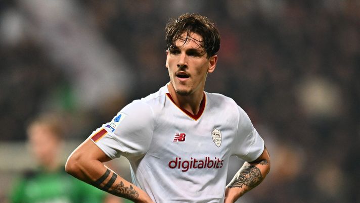 Zaniolo, striscione intimidatorio nei suoi confronti: 'Traditore m***a senza onore' (getty images)